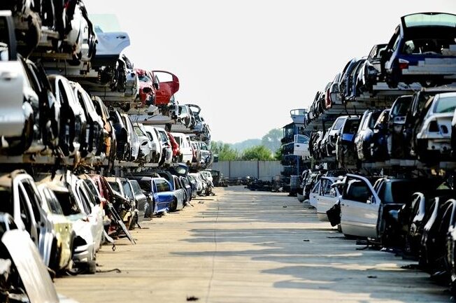 desguaces de autos en burgos venta de piezas y reciclaje de vehiculos usados