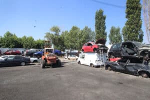 Desguaces de Autos en Girona: Compra y Venta de Piezas de Coche Usadas